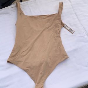 SKIMS bodysuit NWT